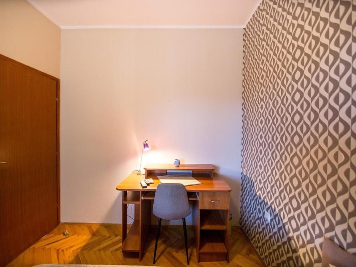 Pansion Nobel Hotel Petrovac Luaran gambar